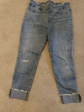 Chico's Light Blue Cropped Distressed Jeans